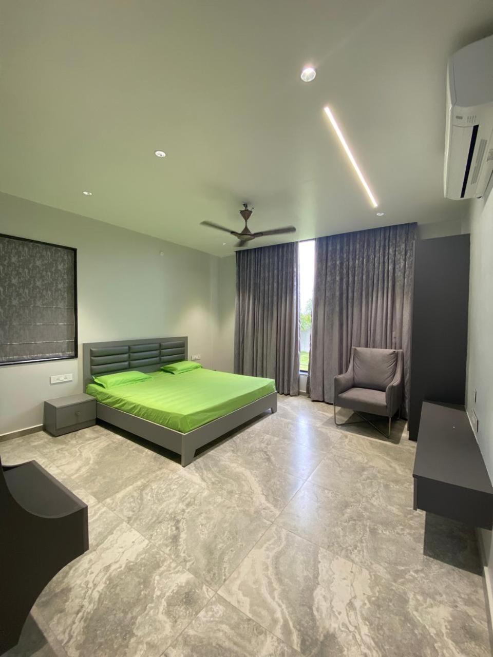V R Farms Exotic Villa Venkatāpur 외부 사진